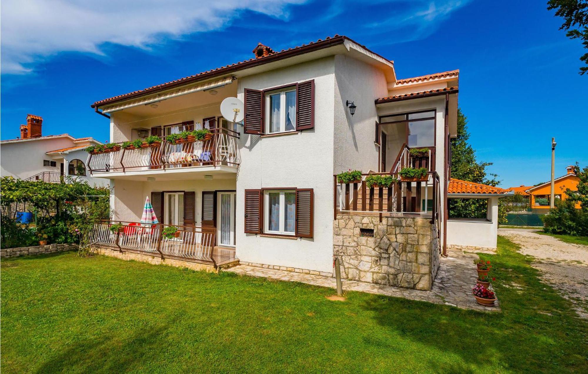 Awesome Apartment In Labin With Wifi Raša Exterior foto
